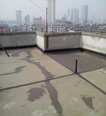 三明漏水维修 楼顶漏水是什么原因，楼顶漏水维修方法是什么?